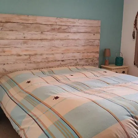 Au Grand Calme, Centre Et La A Pied *