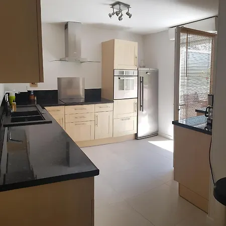 Apartment Au Grand Calme, Centre Et La A Pied *